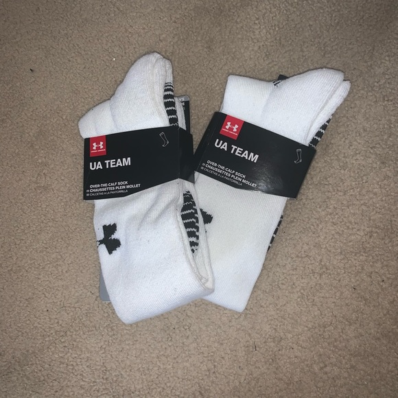 SOLD ON DEPOP ❤️ Under Armour Soccer Socks - Picture 1 of 3